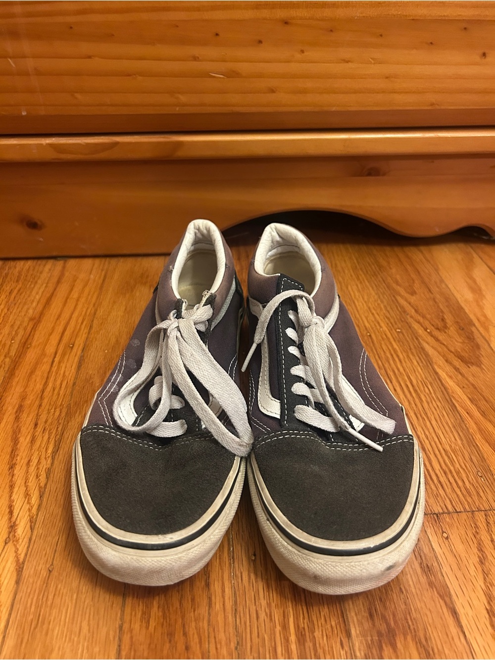 Vans Women's Old Skool Low-Top Skate Shoes - Blue